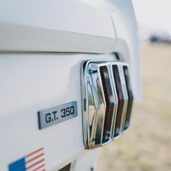 'The Thoroughbred' Premium Crewneck – Flying Mustang Edition